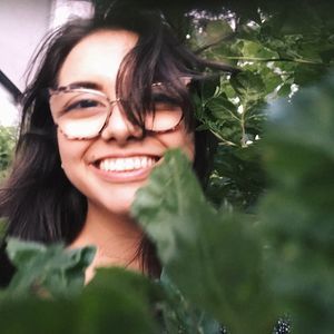 Meet your Posher, Claudia